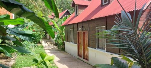 Chilon Hotel | Cabañas Yax-ha