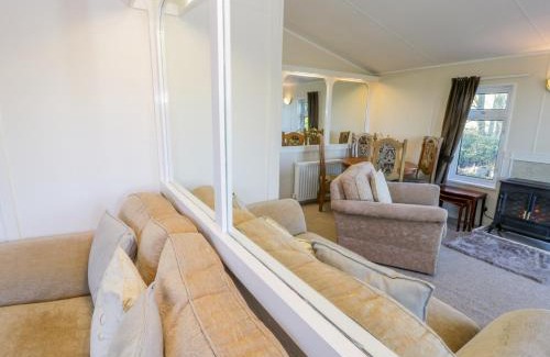 Cylch-Y-Garn Casa | Caban y Felin