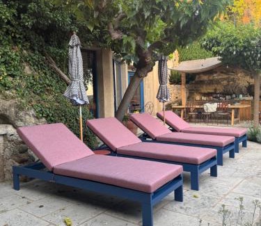 Cadenet Cama Y Desayuno | CaBaNa 52 La chambre Proche Lourmarin