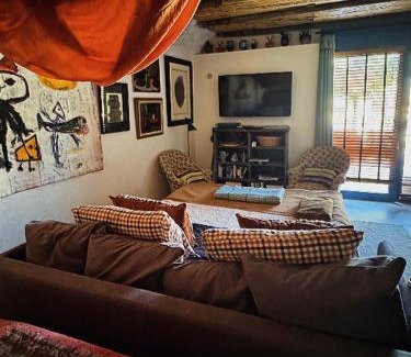 Cadenet Casa | CaBaNa 52 La Suite troglodyte Proche Lourmarin