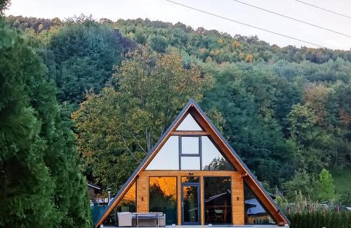 Varbilau Chalet De Esquí | Cabana A-frame Nis