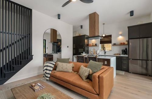 Kitty Hawk Casa | Cabana Capri | Private Heated Pool Sauna Hot Tub Home Gym Luxe Retreat