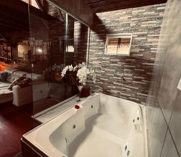 Nova Nazare Chalet De Esquí | Cabana com Hidro e Lareira