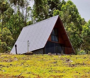 Capitao Casa | Cabana com hidro e natureza!