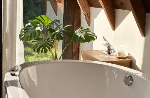 Mariscal Villa | Cabana Com Hidro Na Natureza Em Mariscal - casa 1