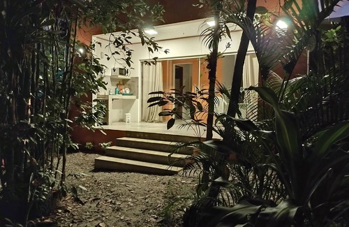 Porto Seguro Cabina | Cabana Completa em Arraial D'ajuda. Acomoda 2. Próxima às Praias Pitinga e Taipe