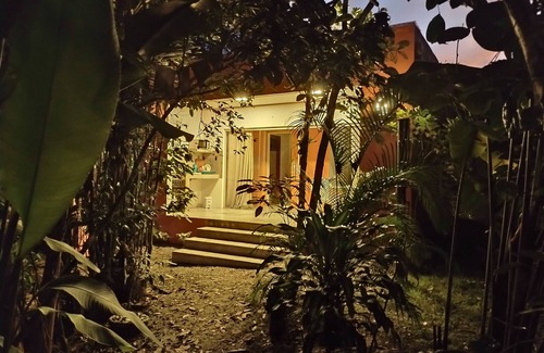 Porto Seguro Cabina | Cabana Completa em Arraial D'ajuda. Acomoda 2. Próxima às Praias Pitinga e Taipe
