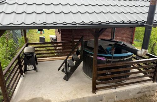 Mintiu Gherlii Chalet De Esquí | Cabana cu Livada