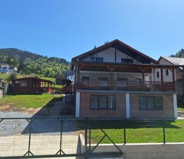 Bistrita Bargaului Casa | CabAna de la Colibița