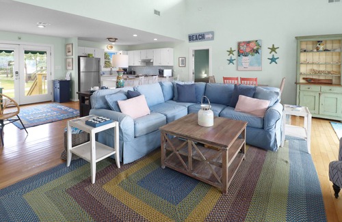 Port St. Joe Casa | CABANA DEL SOL IS A 2BD/2BA GULF FRONT W/AMAZING VIEWS, 2 SCREEN PORCHES!