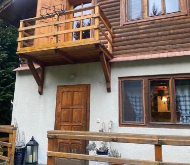 Vetel Casa | Cabana dintre Brazi