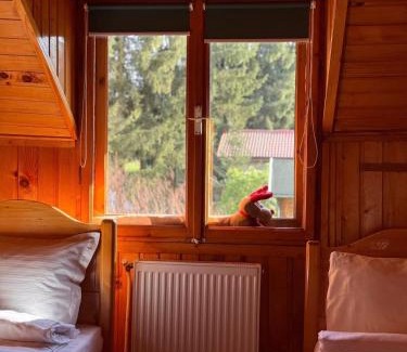 Vetel Casa | Cabana dintre Brazi