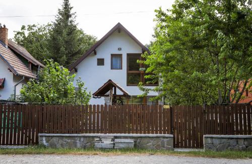 Valea Doftanei Casa | Cabana Emana
