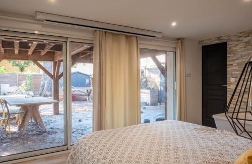 Creches-sur-Saone Apartamento | Cabana & Loft South Side - Close to Highway A6
