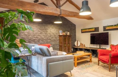 Creches-sur-Saone Apartamento | Cabana & Loft South Side - Close to Highway A6
