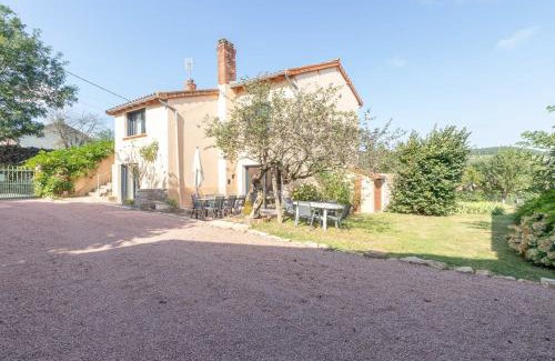 Jalogny Casa | Cabana & Maison sur les hauteurs - Proche Cluny