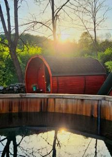 Fenes Cabina | Cabana Pietrar