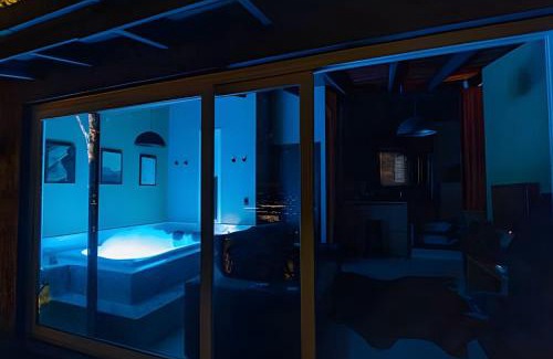 Igrejinha Casa | Cabana romântica com Jacuzzi ao lado de Gramado