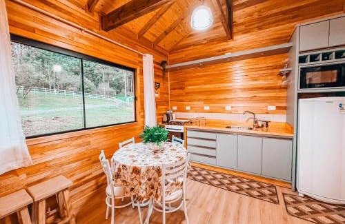 Bom Retiro Casa | Cabana Romântica com Hidromassagem