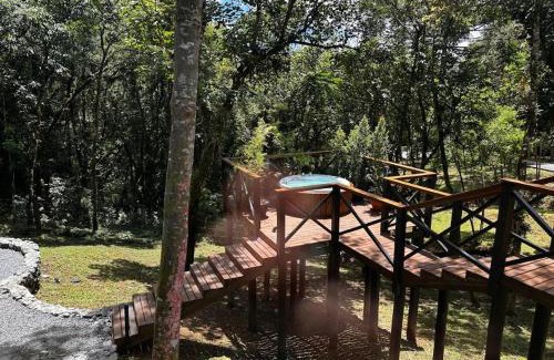 Rio dos Cedros Casa | Cabana romântica de Luxo com Ofurô