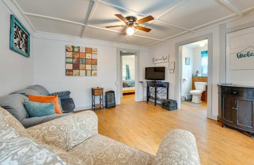 Concan Casa | Cabana Sol Cabin 4 Mi to Garner State Park