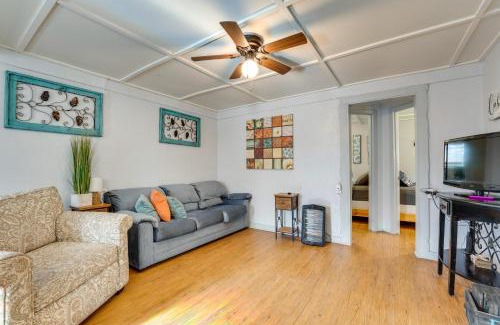 Concan Casa | Cabana Sol Cabin 4 Mi to Garner State Park