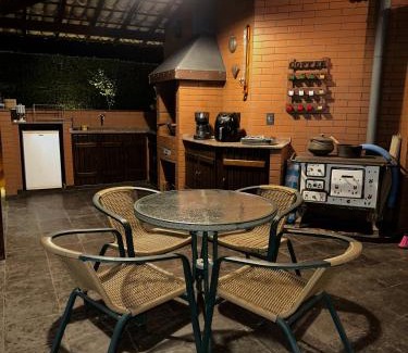 Petropolis Cabina | Cabana Zailu