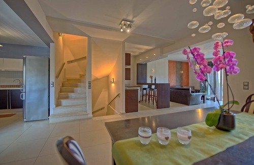 Agia Marina Villa | Villa en Agia Marina con 4 habitaciones, capacidad 8