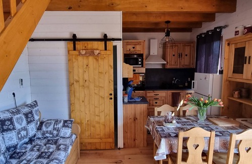 Ambert Chalet De Esquí | Shepherd's hut and wellness area SPA winter lounge and Sauna terrace