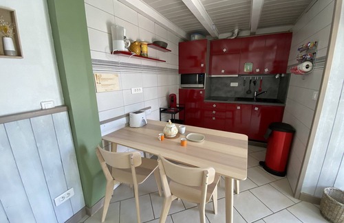 Esparron-de-Verdon Cabaña | Cabanon de Naïs T2 with terrace and private access to Lake Esparron de Verdon