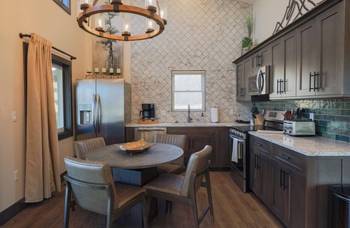 Timberline Apartamento | Cabin 1 One Bed Modern Luxury w Hot Tub