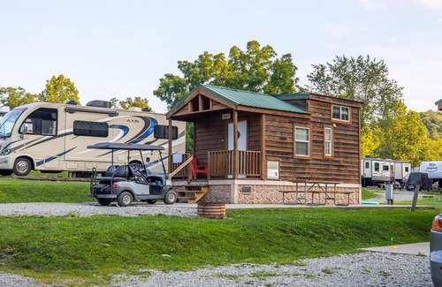 Dickerson Run Cabina | Cabin 1 - So comfy and you'll have everything you need in this cabin for a great get a way.