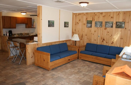 Columbia Cabina | Cabin, 16 Bunks, Kitchen, Bathroom