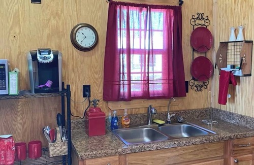 Bridgeport Cabina | Cabin 2: Cozy Comfort by the Lake—Your Perfect Bridgeport Getaway