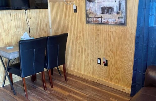 Bridgeport Cabina | Cabin 2: Cozy Comfort by the Lake—Your Perfect Bridgeport Getaway