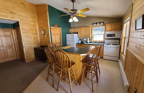 Puposky Complejo | Cabin 2 Family/Pet Friendly Resort Amenities Dock Fishing Beach