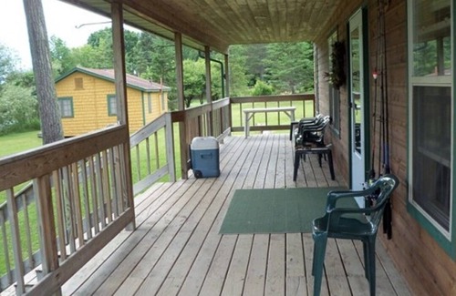 Puposky Complejo | Cabin 2 Family/Pet Friendly Resort Amenities Dock Fishing Beach