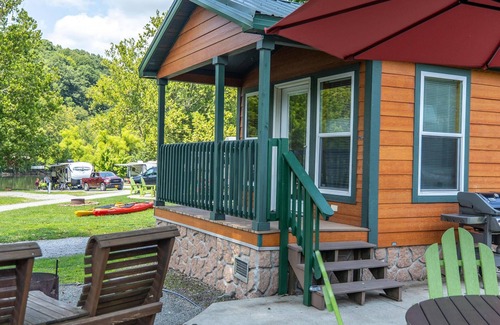 Dickerson Run Cabina | Cabin 3 - Everything you need in this Cabin for a great weekend.