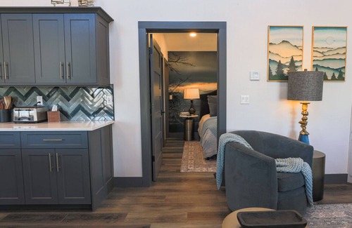 Timberline Cabina | Modern-Luxury Cabins with Country Roads Charm