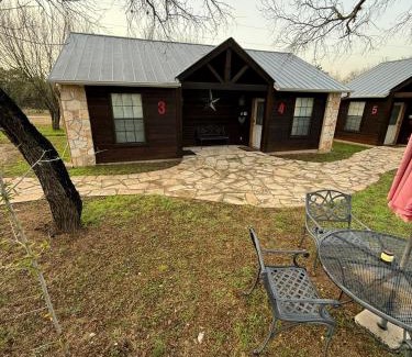 Lakehills Casa | Cabin 4 The Roost Cabins