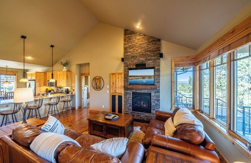 Powell Butte Cabina | Cabin 75 Brasada Ranch+ Hot Tub and Golf