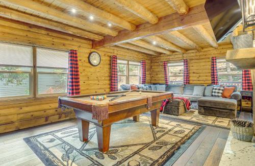 Crestline Casa | Cabin about 1 Mi to Lake Gregory and Hiking!