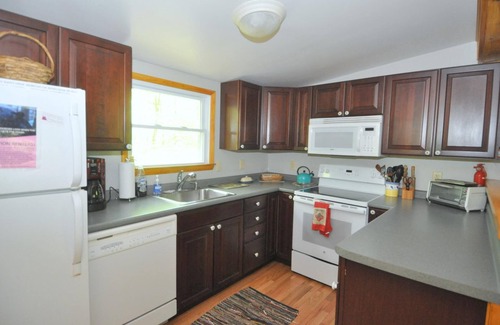 Berkeley Springs Cabina | Cabin at Sleepy Creek - Charming Cabin