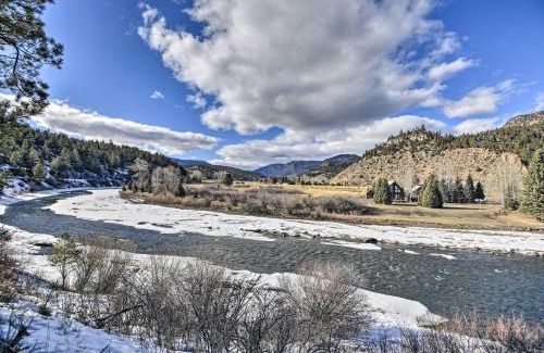 Ponderosa Pines Casa | Cabin by Rio Grande - 19 Mi to Wolf Creek!