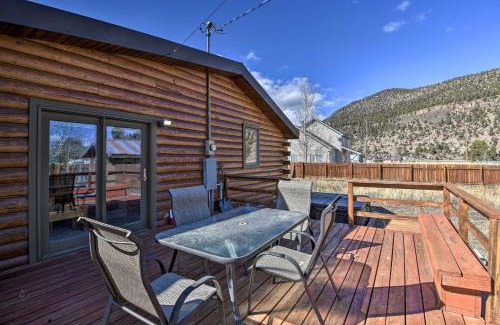 Ponderosa Pines Casa | Cabin by Rio Grande - 19 Mi to Wolf Creek!
