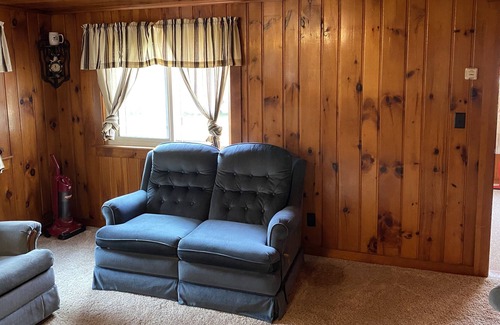 Paris Cabina | Cabin, Chippewa Lake frontage