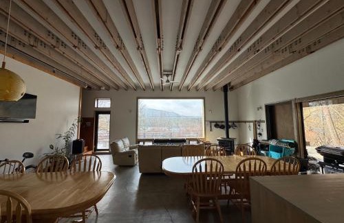 Fujikawaguchiko Casa | Cabin F Lake Saiko 1 min Mt Fuji Lakeview Villa Sleeps 10 BBQ Jacuzzi