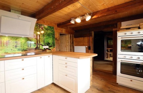 Breitnau Cabina | Camarote 'Ferienhütte Biobetrieb Lippenhof' con terraza y balcón privados