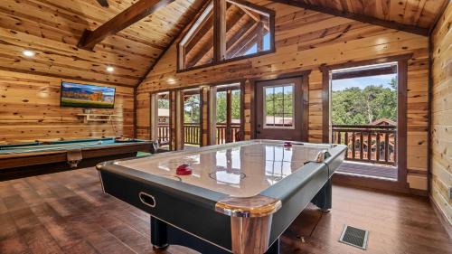 Caton Casa | Cabin Fever Vacation
