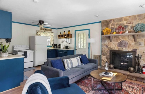Bergton Chalet De Esquí | Cabin: Hot Tub, Firepit, Grill, Wifi, Dog-Friendly